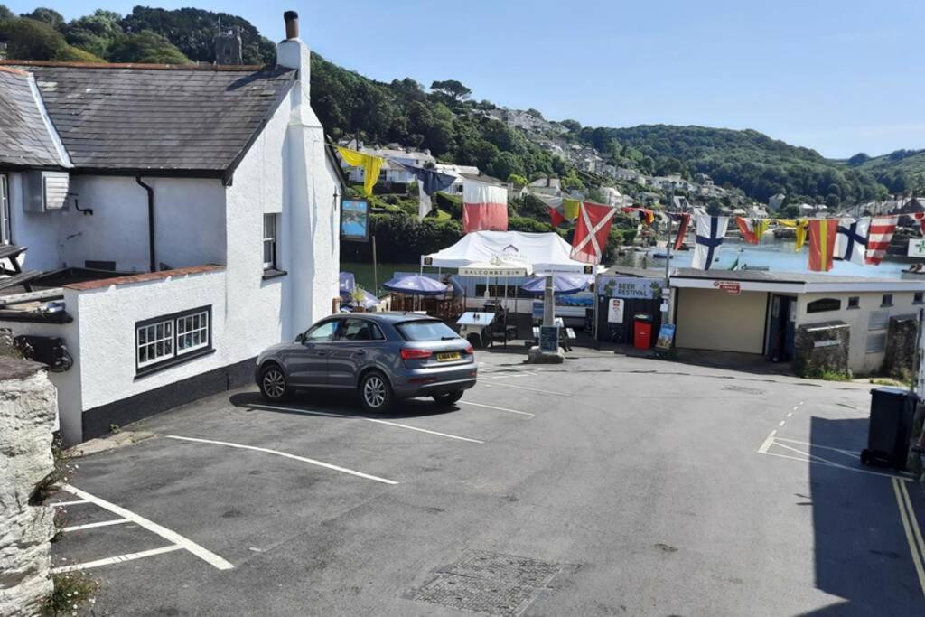 The Cottage , Newton Ferrers Екстериор снимка